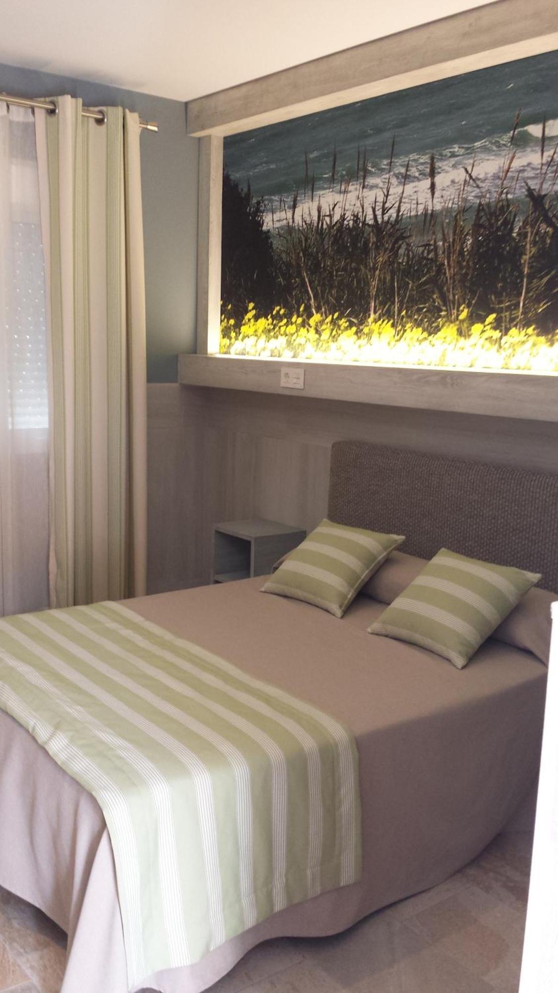 צ'יקלנה דה לה פרונטרה Hostal Noli מראה חיצוני תמונה