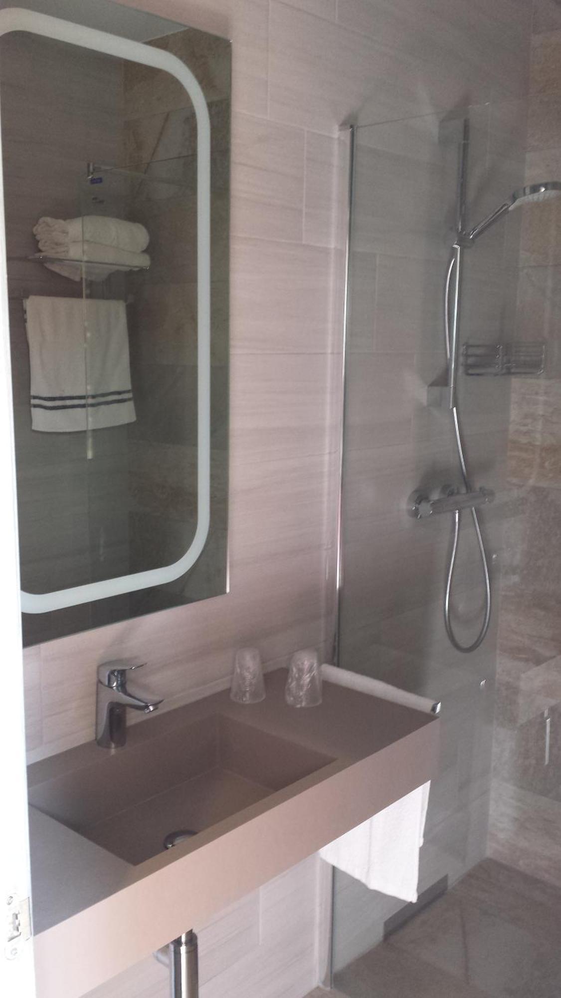 צ'יקלנה דה לה פרונטרה Hostal Noli מראה חיצוני תמונה