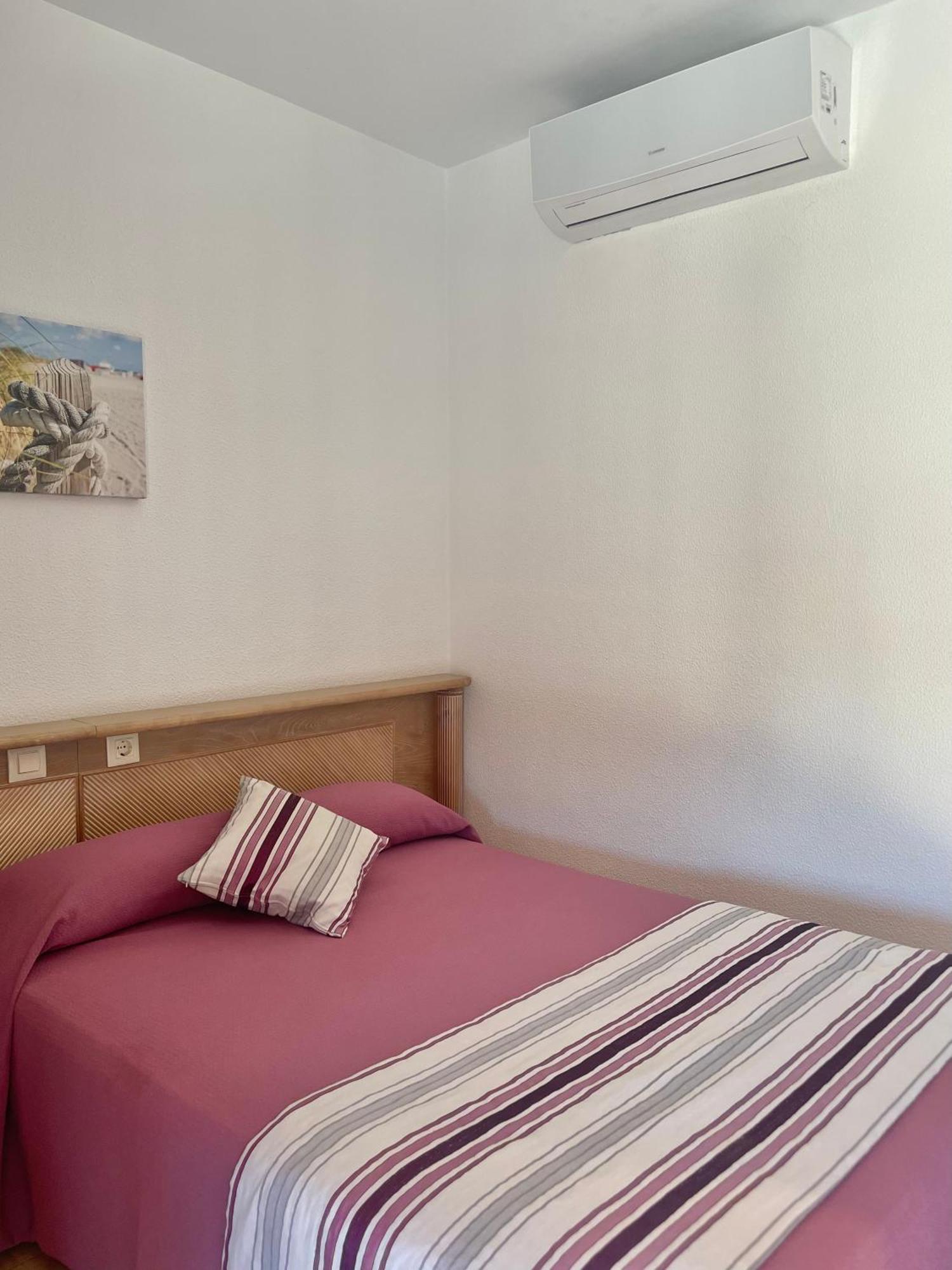 צ'יקלנה דה לה פרונטרה Hostal Noli מראה חיצוני תמונה