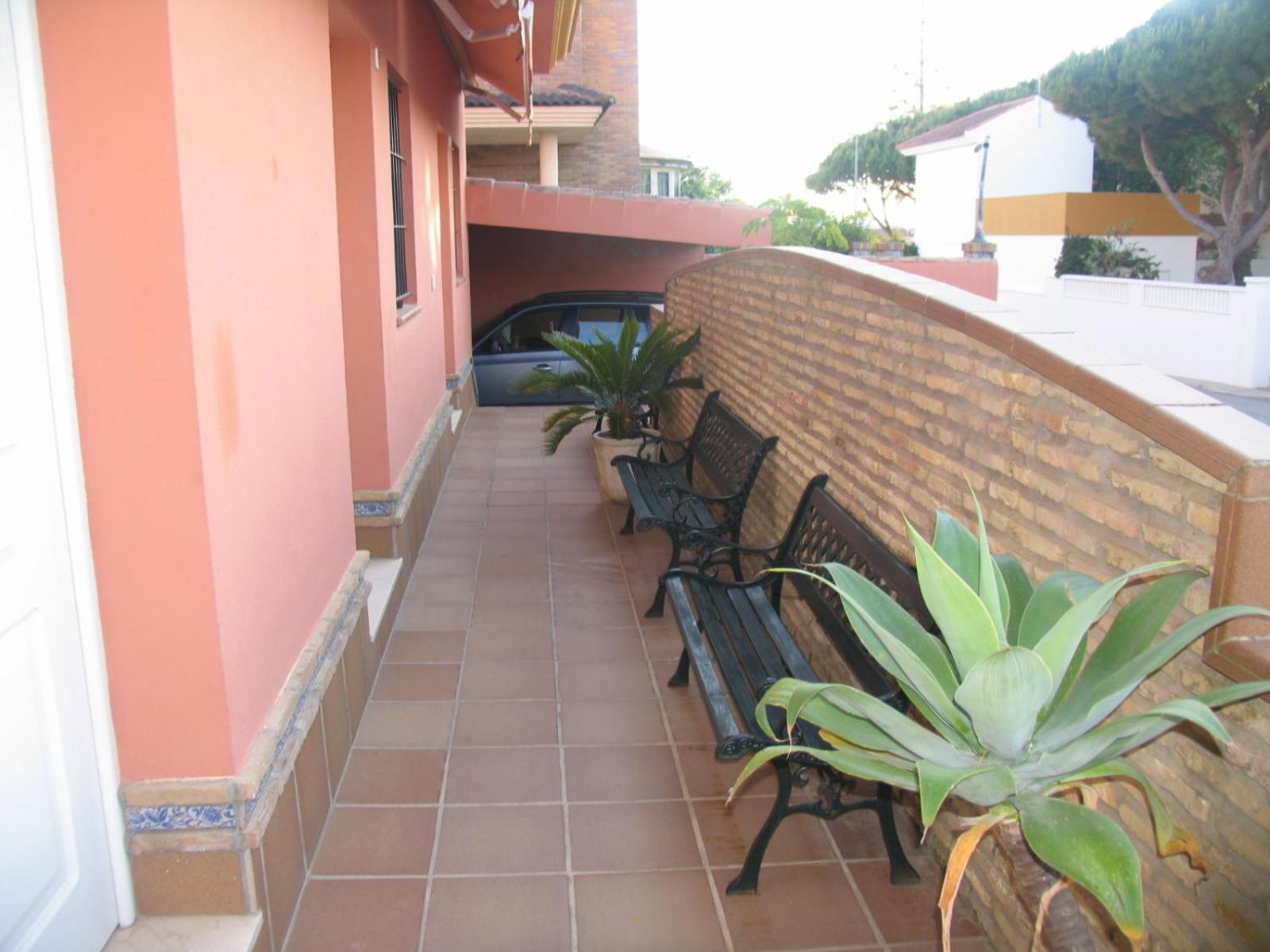 צ'יקלנה דה לה פרונטרה Hostal Noli מראה חיצוני תמונה